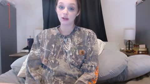 Paige online show from 02/04/26, 01:11