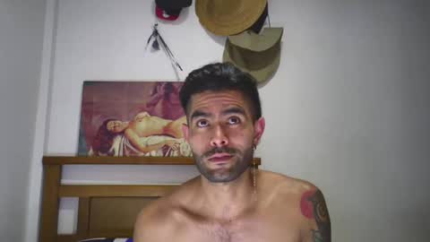 Snapshot of hideonbush051 chatting on 09/08/25, 06:40 hideonbush online show from 09/08/25, 06:40