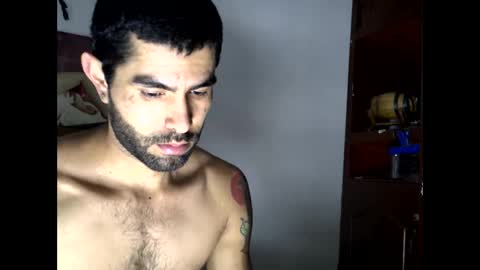 Snapshot of hideonbush051 chatting on 10/28/25, 11:36 hideonbush online show from 10/28/25, 11:36