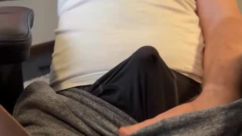 Snapshot of hifrommn1 chatting on 01/14/26, 05:51 hifrommn1 online show from 01/14/26, 05:51