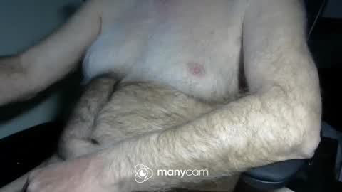 Snapshot of higgins11 chatting on 05/11/26, 01:33 higgins11 online show from 05/11/26, 01:33