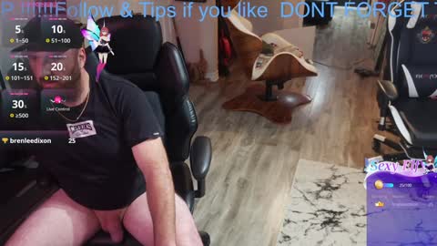 Snapshot of highclass92i chatting on 12/22/24, 07:21 High4This online show from 12/22/24, 07:21