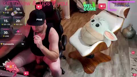 Snapshot of highclass92i chatting on 09/25/25, 05:44 High4This online show from 09/25/25, 05:44