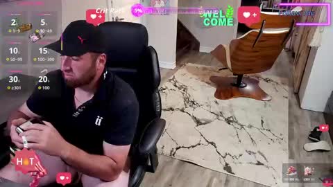 Snapshot of highclass92i chatting on 09/29/25, 07:30 High4This online show from 09/29/25, 07:30