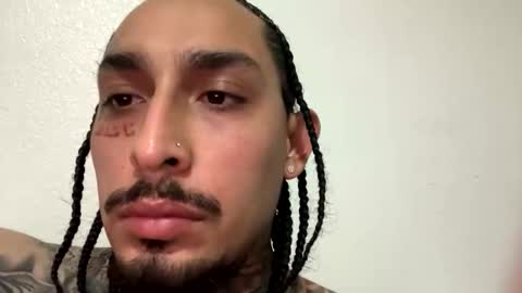 hihello300 online show from 11/21/25, 04:44