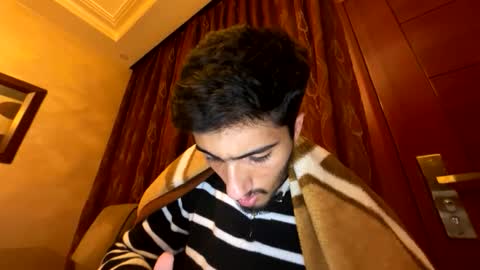 Snapshot of hihi9697 chatting on 02/22/26, 12:34 hihi9697 online show from 02/22/26, 12:34