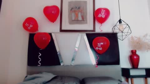 Snapshot of hilary_avilan chatting on 02/17/25, 07:53 Hilary Avilan online show from 02/17/25, 07:53