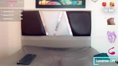 Hilary Avilan online show from 03/20/26, 07:30