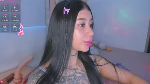 LUNA new account  FOLLOW ME online show from 03/31/26, 05:02