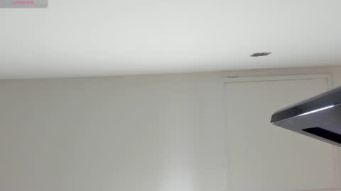 Snapshot of hilary_tailor chatting on 01/08/26, 11:23 hilary_tailor online show from 01/08/26, 11:23