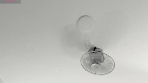 Snapshot of hilary_tailor chatting on 01/09/26, 11:02 hilary_tailor online show from 01/09/26, 11:02