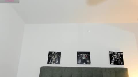 Snapshot of hilary_tailor chatting on 02/15/26, 10:58 hilary_tailor online show from 02/15/26, 10:58