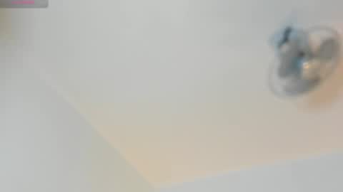 Snapshot of hilary_tailor chatting on 02/16/26, 11:06 hilary_tailor online show from 02/16/26, 11:06