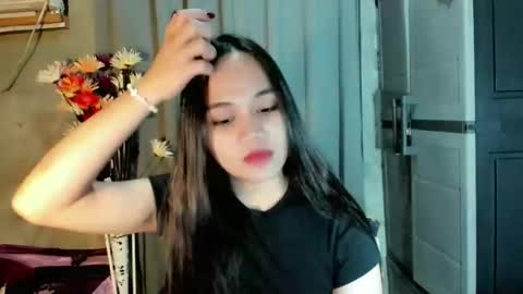 hilarymolly online show from 04/10/26, 11:59