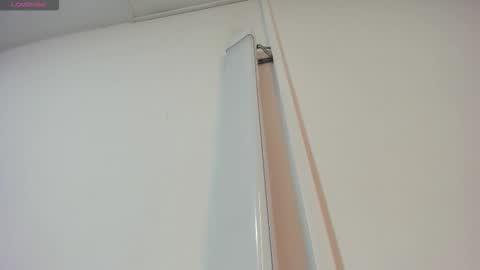 Hilary Thomsom online show from 02/22/26, 12:15