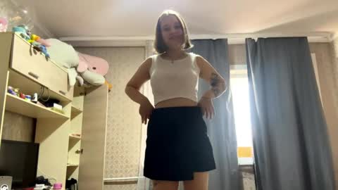 Snapshot of hildeconery chatting on 05/02/26, 09:58 Julia online show from 05/02/26, 09:58