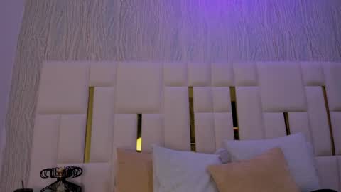 Hillary online show from 04/08/26, 11:32