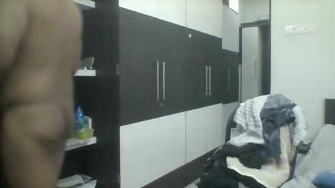 Snapshot of himanshukkkkkk chatting on 04/01/26, 06:27 himanshukkkkkk online show from 04/01/26, 06:27