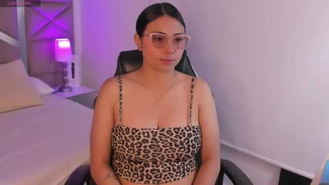 himari53 online show from 05/01/26, 01:59