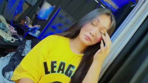 yuricah online show from 01/27/25, 01:05