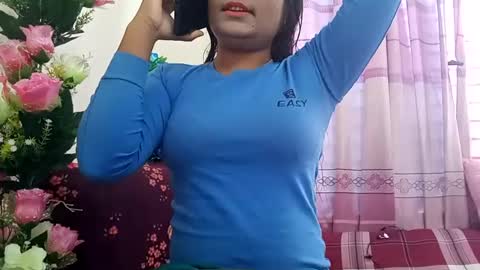 himuhimu22 online show from 02/06/25, 09:00