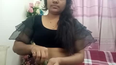 himuhimu22 online show from 03/11/25, 09:37