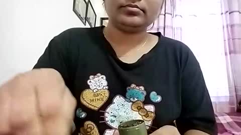 himuhimu22 online show from 11/18/25, 05:12