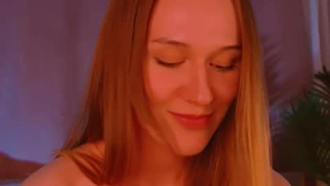 Hina online show from 01/02/25, 07:51