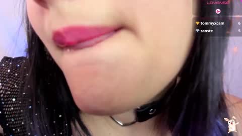 hinata online show from 12/16/24, 08:37