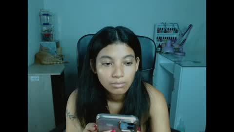 Snapshot of hinata_9 chatting on 05/23/26, 03:56 0600AM-1100AM - online show from 05/23/26, 03:56