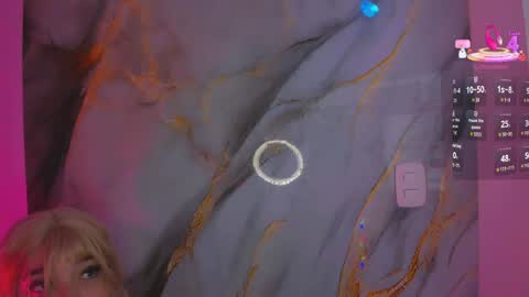 hinata_dolly online show from 04/11/26, 11:03