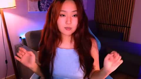 Hinata online show from 06/15/26, 09:33