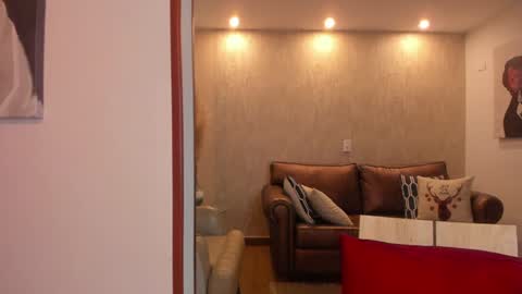 Hinnata online show from 01/29/25, 12:33