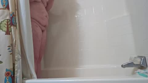 hippiesoul204 online show from 01/28/25, 10:45