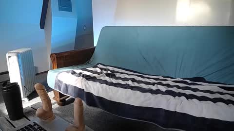 Snapshot of hippiezen chatting on 02/09/25, 07:52 Hippie Jijm online show from 02/09/25, 07:52