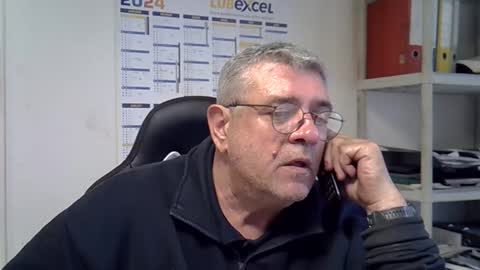 hippo online show from 12/05/24, 10:44