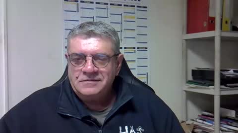 hippo online show from 12/14/24, 07:40