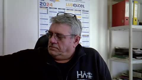 hippo online show from 12/19/24, 01:18