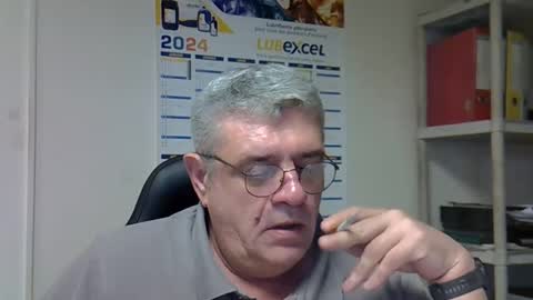 hippo online show from 12/26/24, 01:10