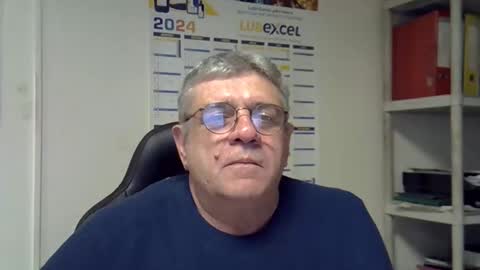 hippo online show from 01/01/25, 01:48