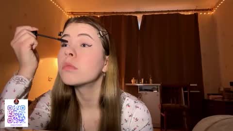 Snapshot of hirokosersen chatting on 01/17/26, 05:45 I am Amy ntmu Lets hit 10 Thumbs Up together online show from 01/17/26, 05:45