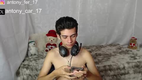 Snapshot of hiso_kai chatting on 10/23/25, 12:37 Hisokax online show from 10/23/25, 12:37