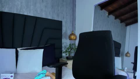 Hisoka online show from 11/21/25, 01:04