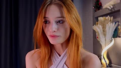 Ella online show from 02/21/25, 08:40