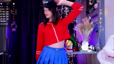 Ella online show from 04/29/26, 07:31