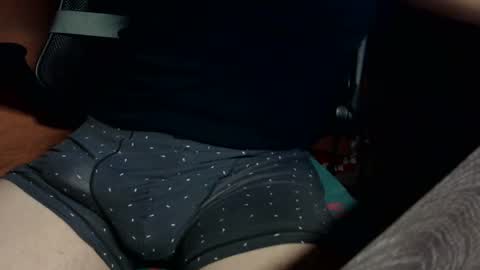 Snapshot of hispanicguy10 chatting on 09/24/25, 07:12 hispanicguy10 online show from 09/24/25, 07:12