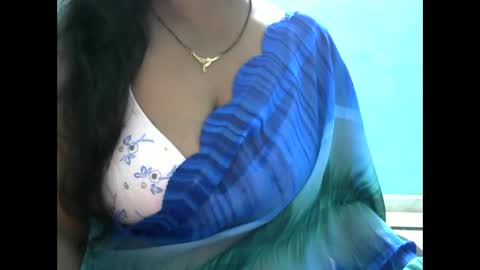 Snapshot of hisslust chatting on 10/15/25, 07:47 hisslust online show from 10/15/25, 07:47