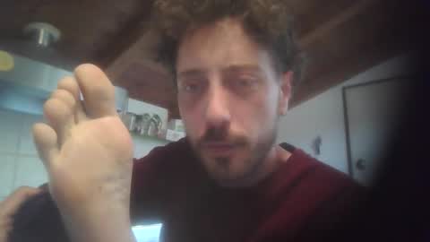 hitmenoww online show from 04/12/26, 08:52