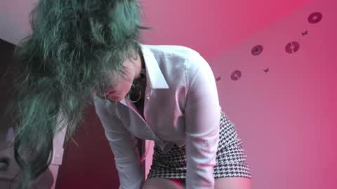 Hitomi Arata online show from 01/30/25, 07:37