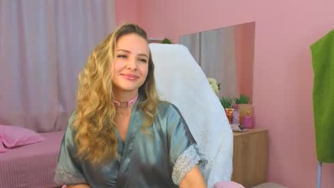 Ksenia online show from 10/08/25, 12:41